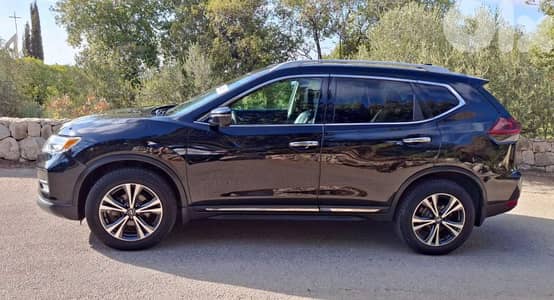 Nissan Rogue 2018 AWD  49000 mile