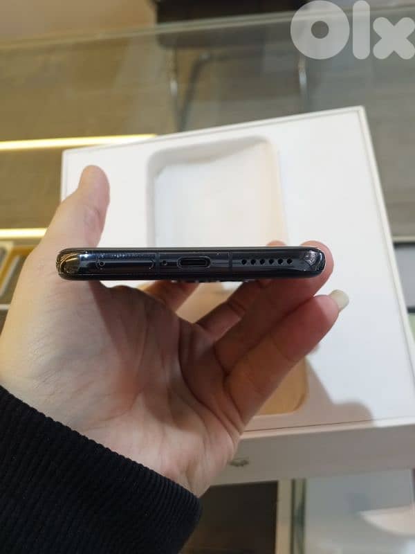 Huawei Pura 70 Ultra 7