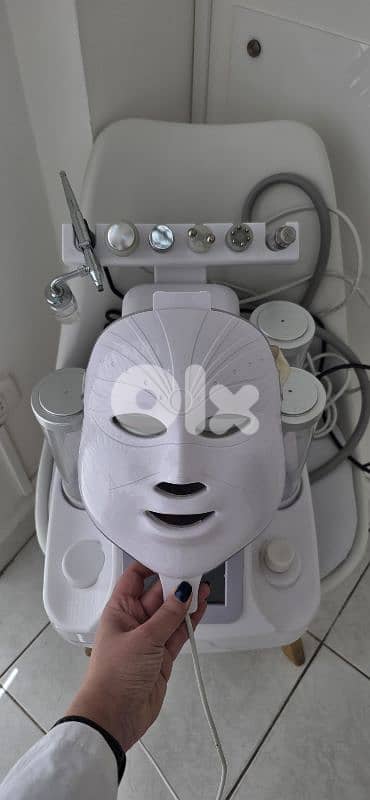 7 in 1 Used hydrafacial 1