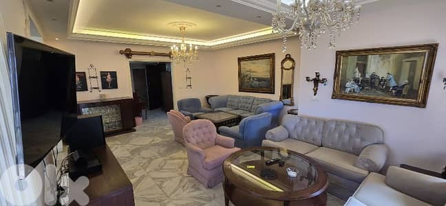 واحدة من اجمل و اكبر شقق المفروشة مع تراس في ساحل علما للايجار ليوم