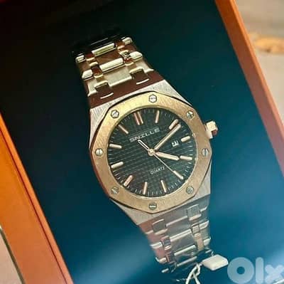 ساعة للبيع ستانلس ستيل