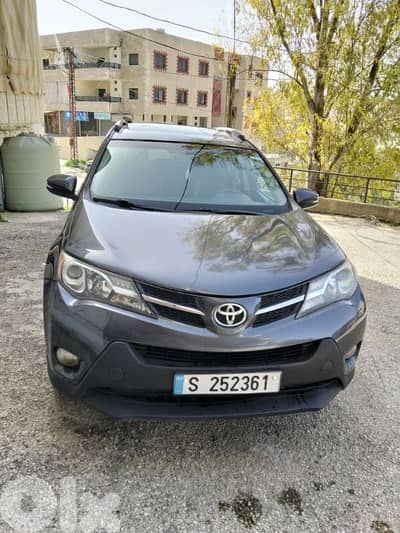 Toyota Rav. 4 XLE 2WD Model 2013