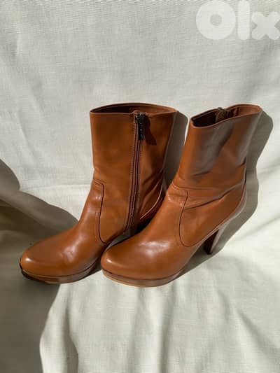 Maria pino ankle boots