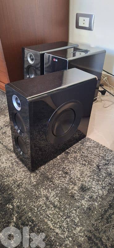 LG HI-FI system 3
