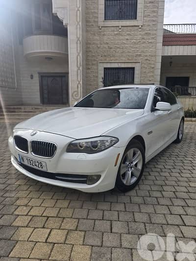BMW 5-Series 2011