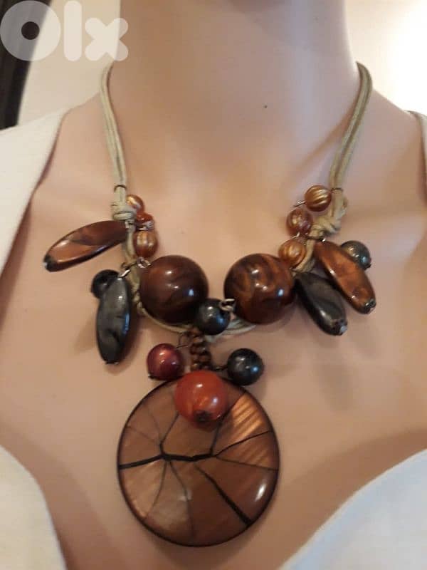 Fancy Fashionable Necklace 1