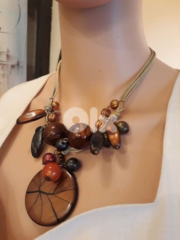 Fancy Fashionable Necklace 4