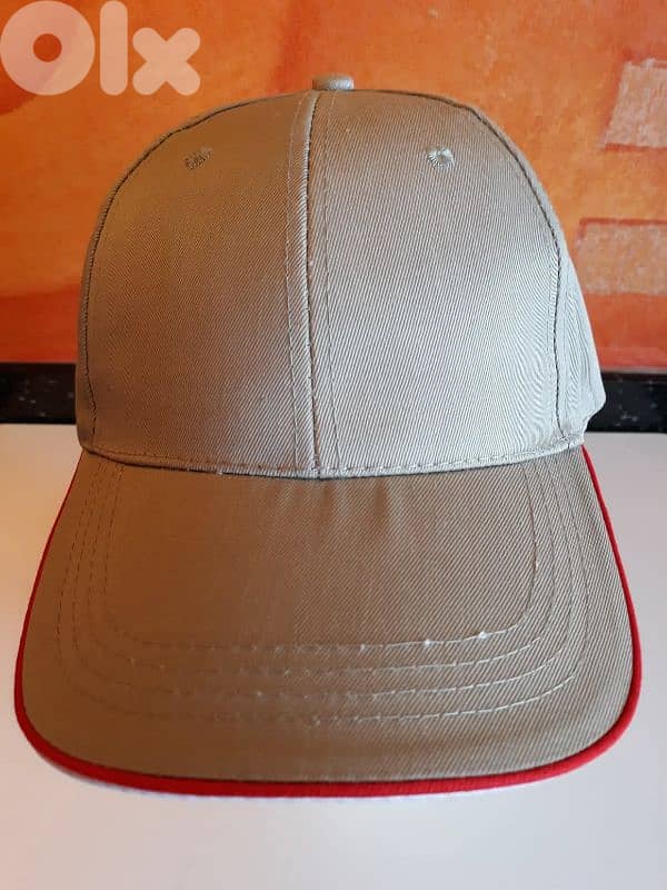 Big collection of luxurious n Fashionable Caps 10