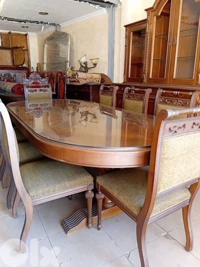 طاولة سفرة خشب زان حفر قديمة 8 كراسي كتير مرتبة