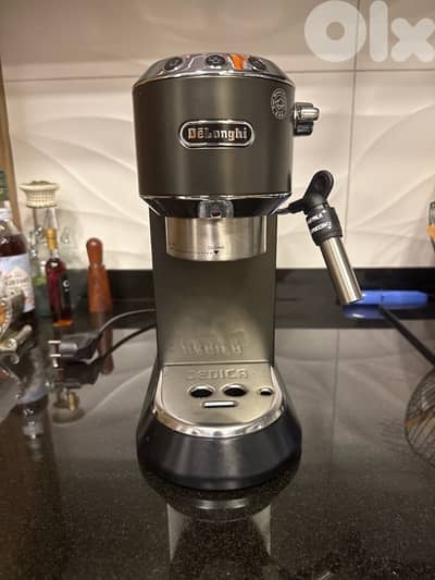Delonghi Dedica  2 Coffee Machine