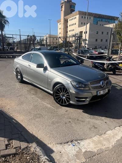 Mercedes-Benz C-Class 2012