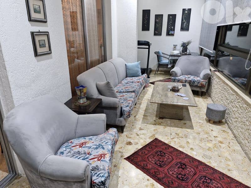 living room 5 pieces 1