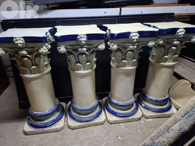 4 architectural columns