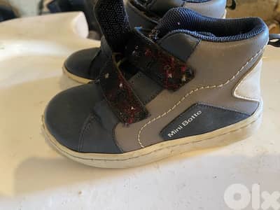 baby botte , size 23