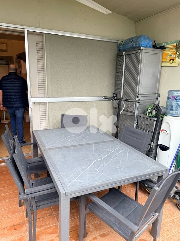 aluminium table with 6 chairs 2