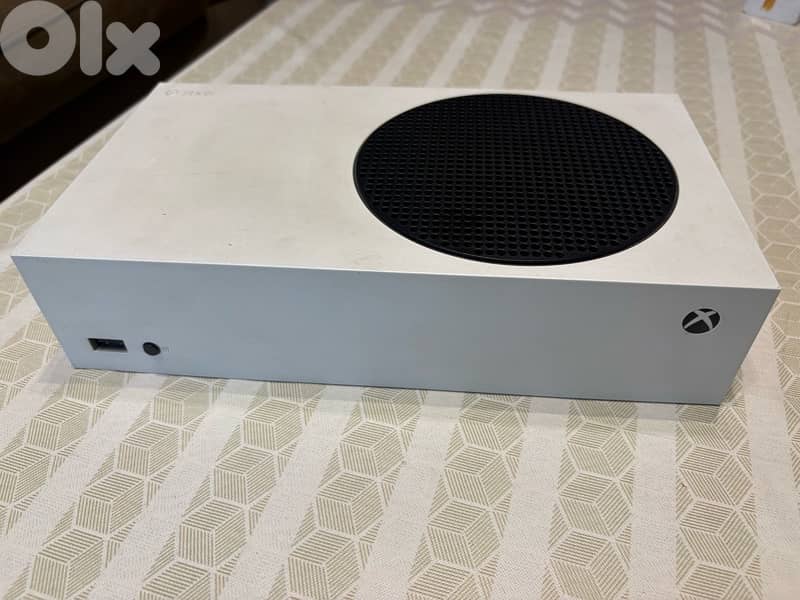 Xbox S 4