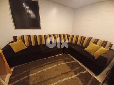 L-Shape Sofa Corner - Like New - كنباية زاوية حالة ممتازة