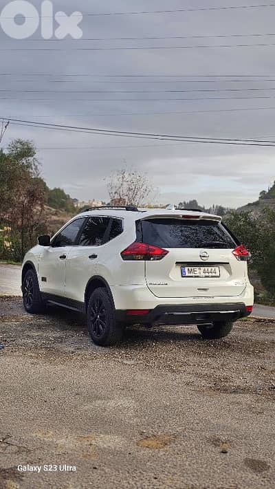 نيسان روغ 2017