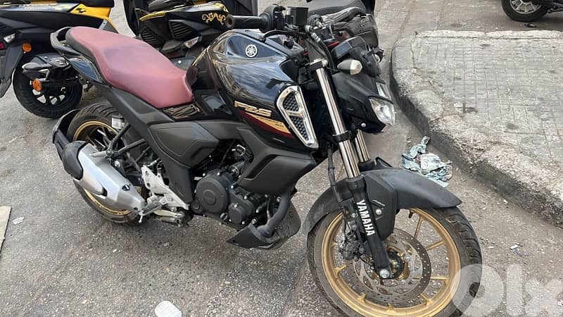 yamaha fzs 155cc good condition 1