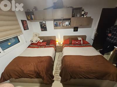 Full Bedroom