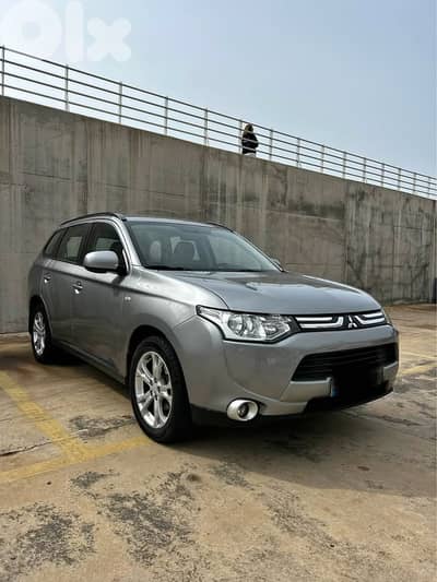 Mitsubishi Outlander 2014