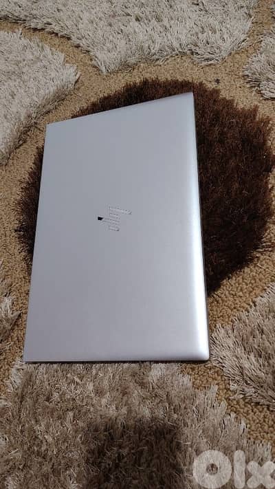 hp elitebook i5 10th touch بداعي السفر