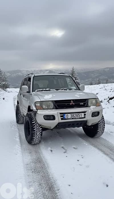 Mitsubishi Montero 2001
