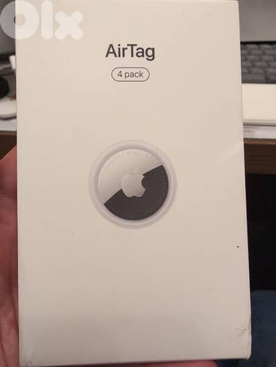 Apple Air tags (4)
