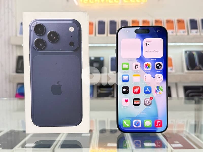 Available 17 pro 256 Gb 1 sim Like new 1