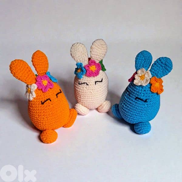 handmade crochet easter bunny egg decor cream pink blue green orange 1