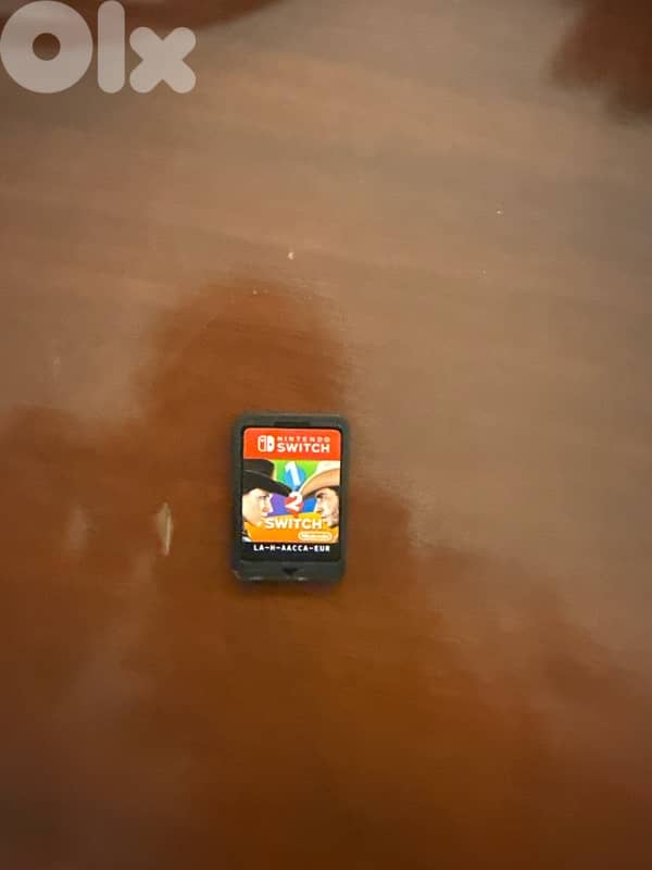 nintendo switch , one free games , stand to connect to tv , controller 1