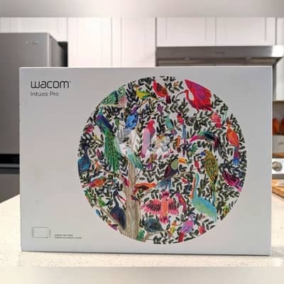 Wacom Intuos Pro creative pen tablet