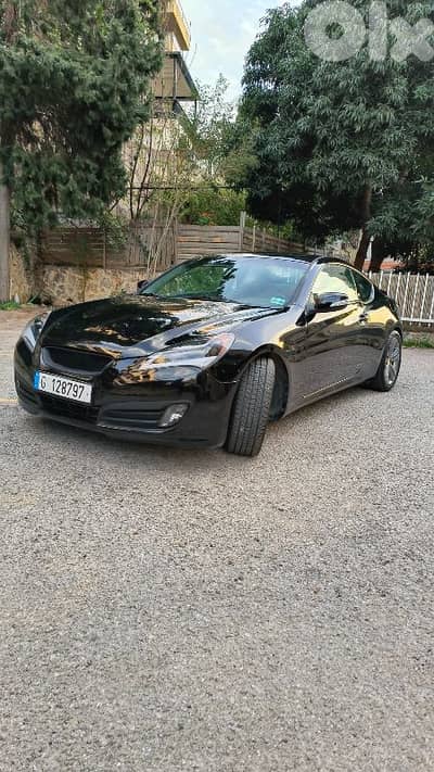 Hyundai Genesis 2.0T 2011