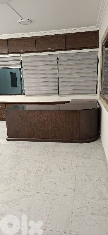 مكتب خشب زين فخم  و مكتب لاميكا ضد الحريق للتواصا ٠٣٥٧٠٢٢١