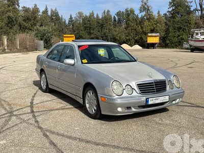 Mercedes-Benz 320 2001