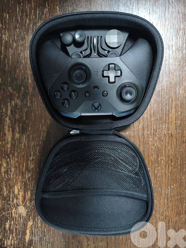Xbox Elite Series 2 Controller Used Like New 3