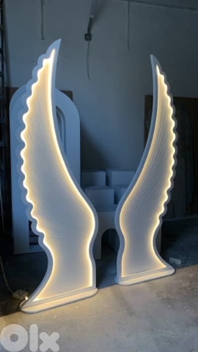 ديكور ستاندات أعمال خشبية