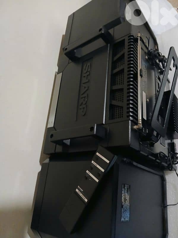 Vintage XBass BoomBox with original remote control / sharp Since 1980 4