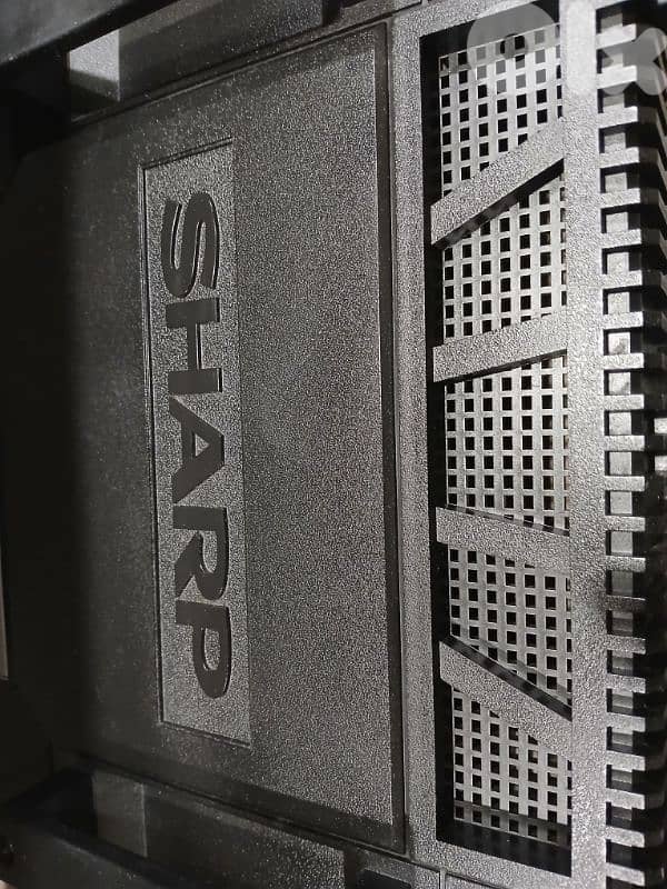 Vintage XBass BoomBox with original remote control / sharp Since 1980 5