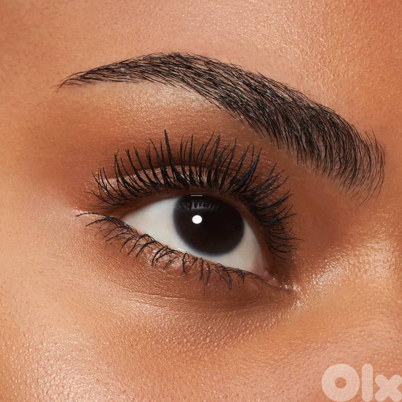 Essence I LOVE EXTREME crazy volume mascara 5