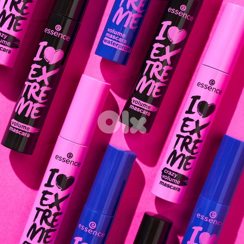 Essence I LOVE EXTREME crazy volume mascara 9