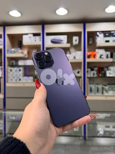 Iphone 14 pro, 2nd handed perfect condition.