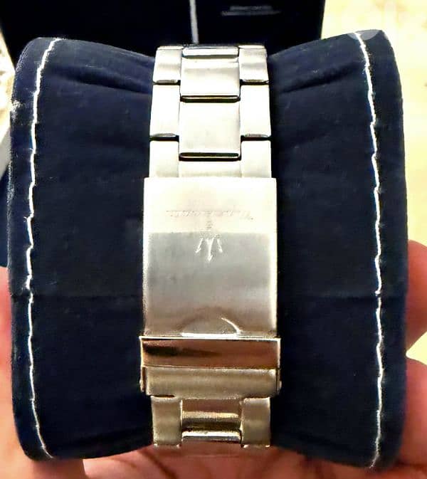 Maserati original watch , barely used , working perfectly 1