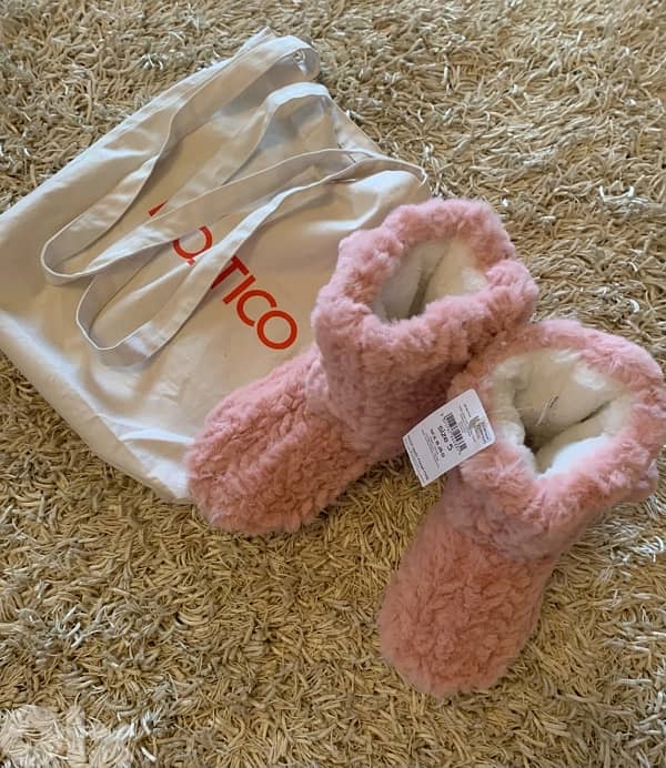 Soft and warm winter slipper 1