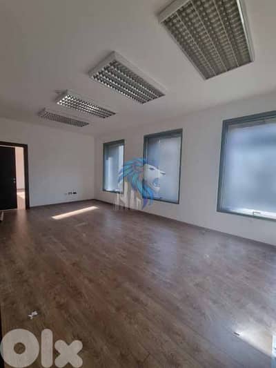 PRESTIGIOUS OFFICE IN CARRE D’OR - ACHRAFIEH | 11 PARKINGS |ACRMN-1061