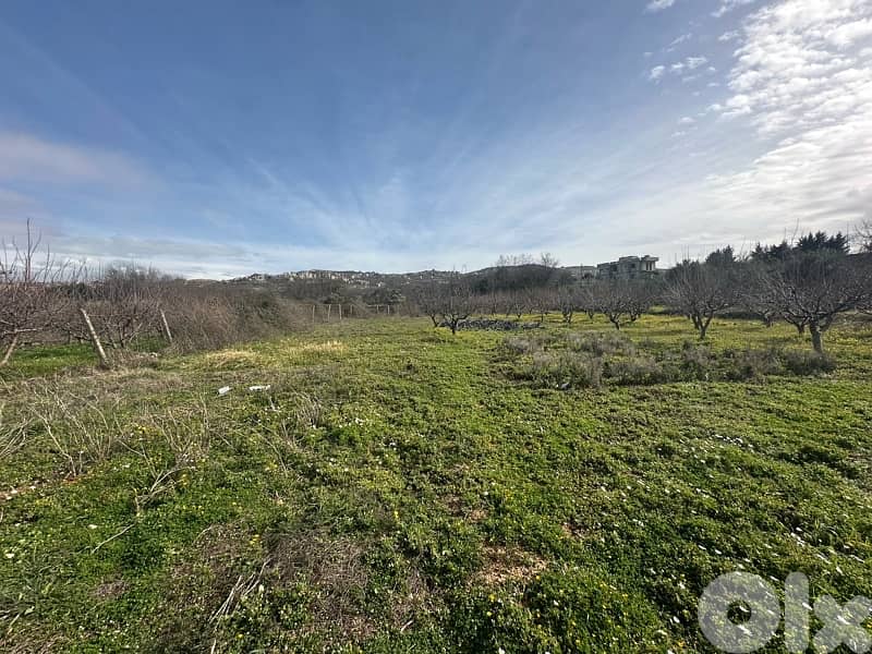 917m land zone 20/40 two floor house Ain Jdeede Above Aley 3