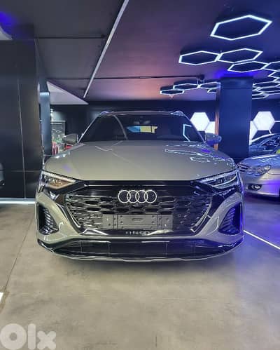 Audi Q8 e-tron 2024