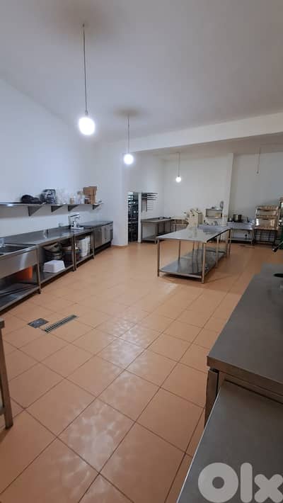 FULLY EQUIPPED KITCHEN FOR SALE IN MANSOURIEH PRIME, (MA-483) PV