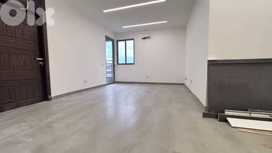 Office for Rent in Badaro, Beirutمكتب للإيجار في بدارو، بيروت
