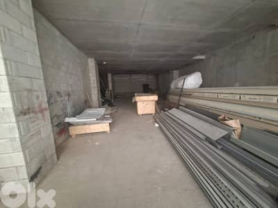 Showroom for Sale – Spears, Beirutمعرض للبيع – سبيرز، بيروت